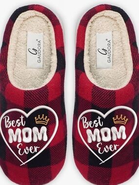 Women’s 'Best Mom Ever' Red Buffalo Plaid Slip-On Slippers